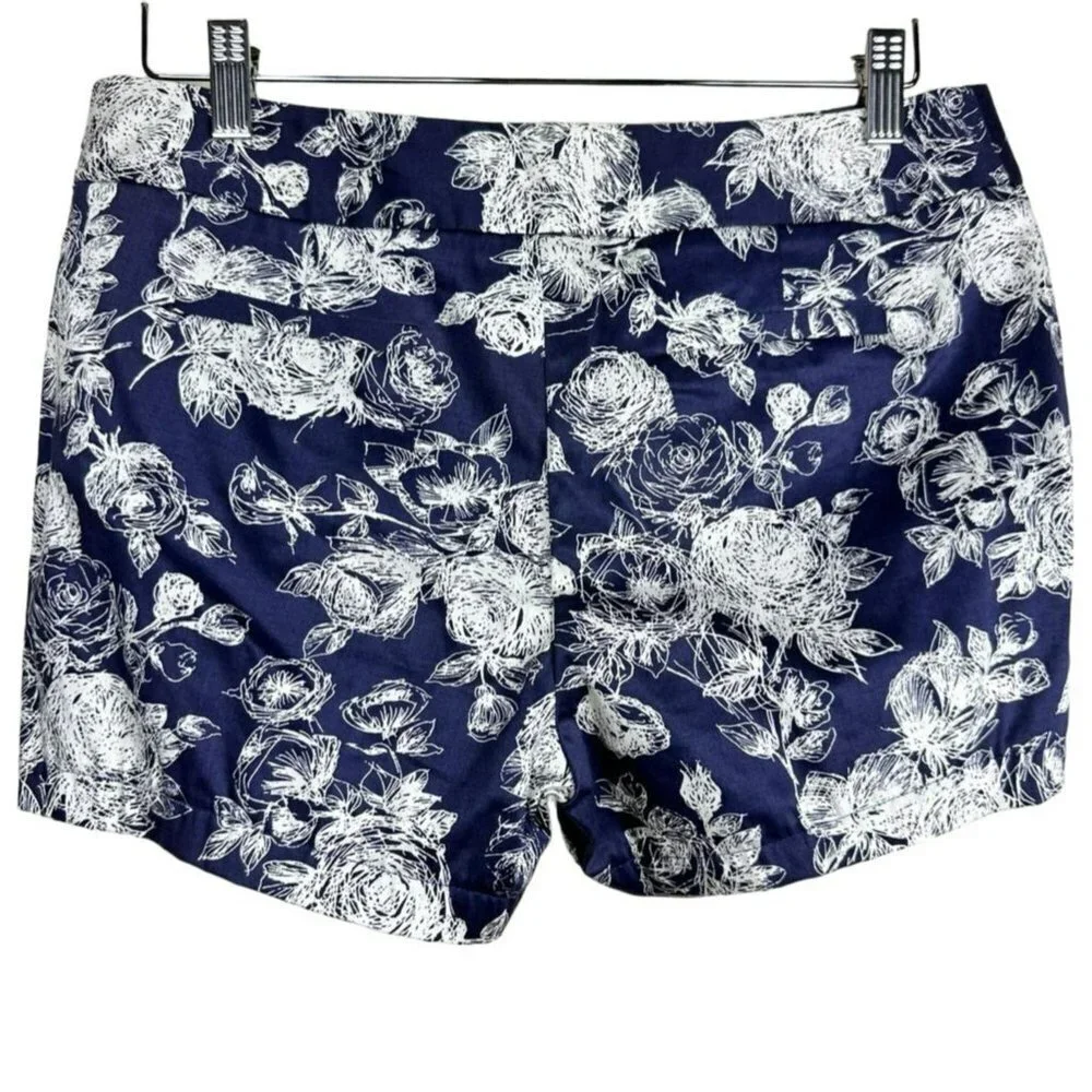Brooks Brothers Natalie Fit Navy Blue White‎ Floral Shorts Pull On Women Size 6